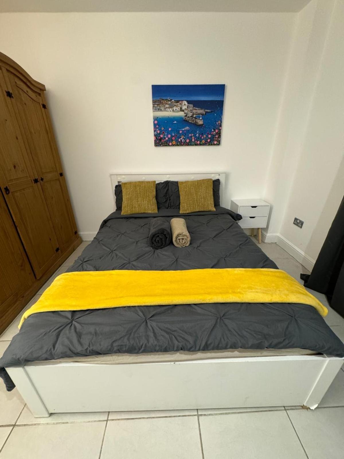 Appartamento Spacious 2 Bedroom Flat In Tower Bridge! E1 *